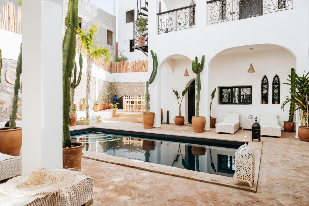 The Yogi Surfer - Villa Tamraght ภายนอก รูปภาพ
